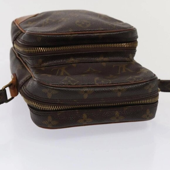 LOUIS VUITTON Monogram Amazon Shoulder Bag - Picture 4 of 16